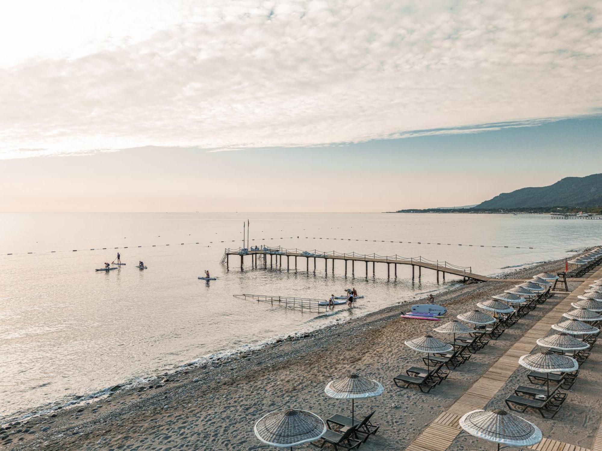 Balmy Beach Resort เกเมร์ ภายนอก รูปภาพ