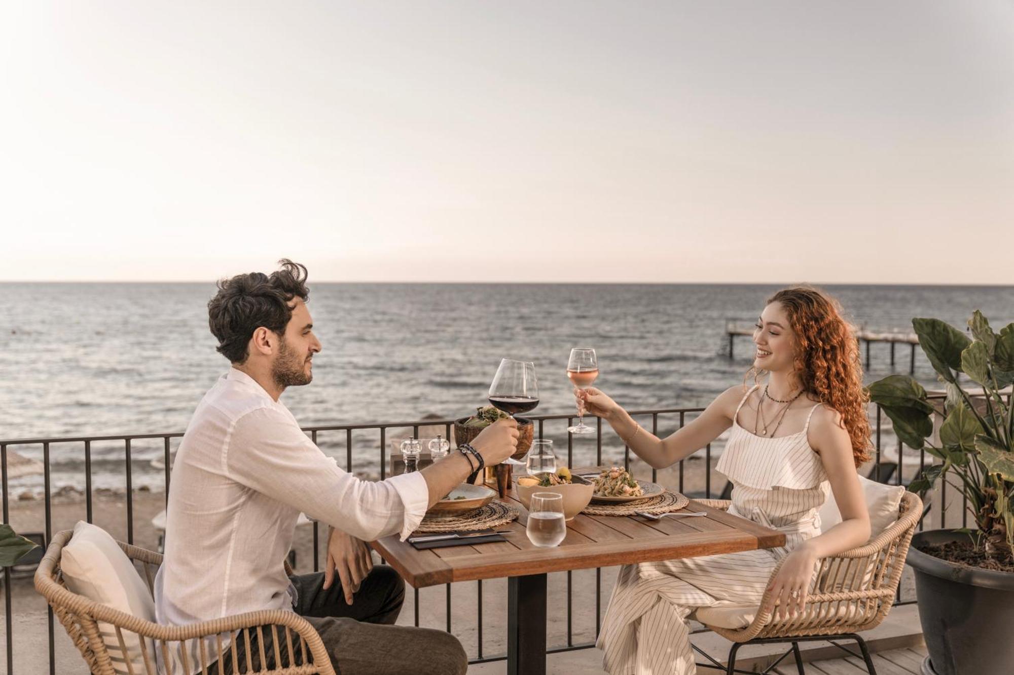Balmy Beach Resort เกเมร์ ภายนอก รูปภาพ
